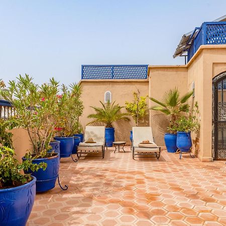 Riad Awinati Location Privatisee ,Piscine Chauffee , Beau Rooftop Марракеш Экстерьер фото
