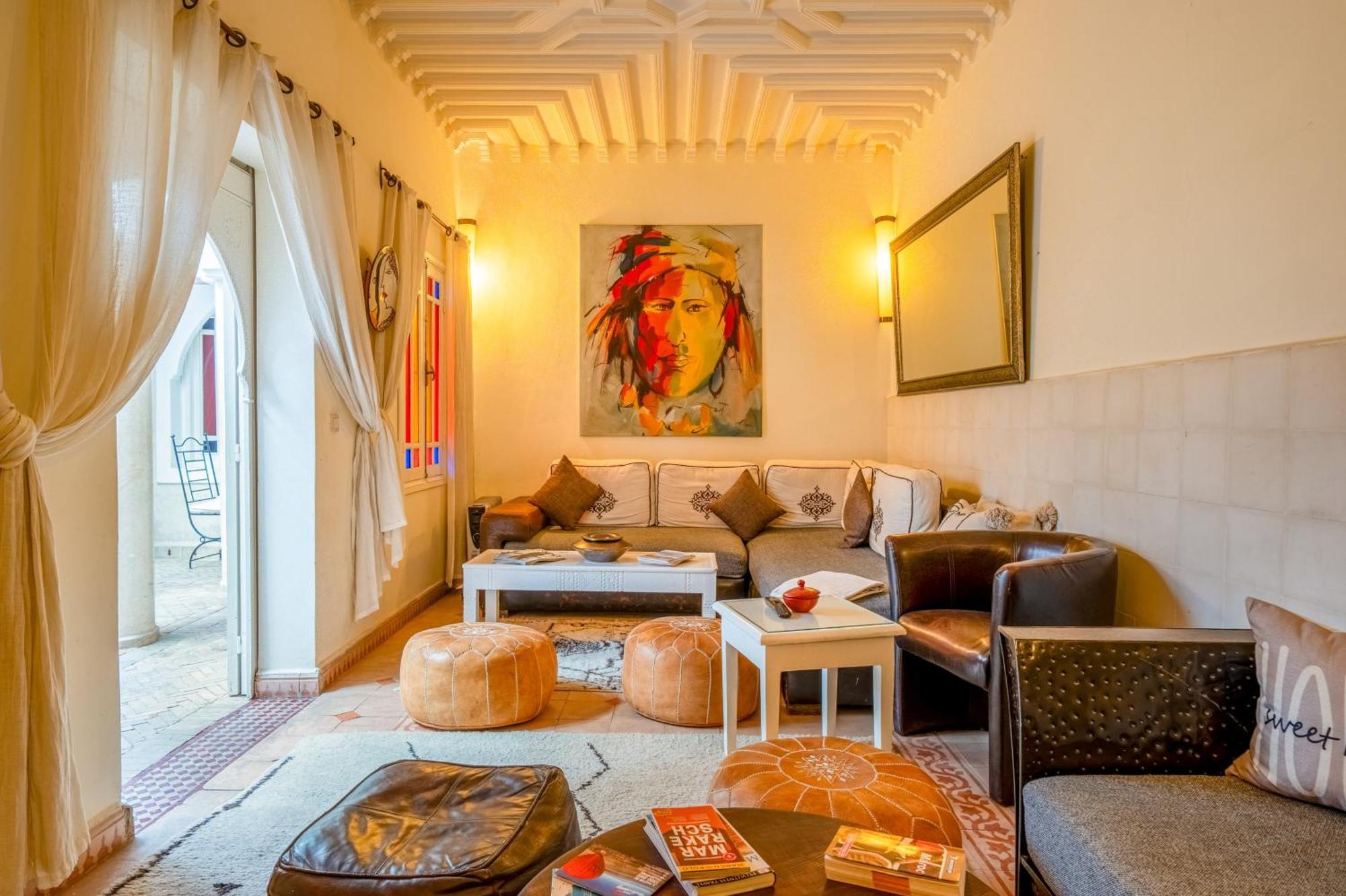 Riad Awinati Location Privatisee ,Piscine Chauffee , Beau Rooftop Марракеш Экстерьер фото