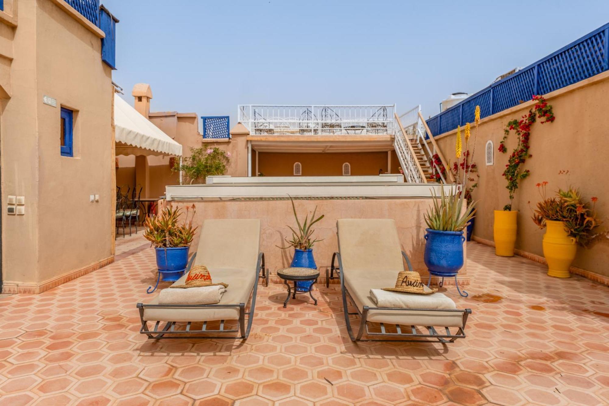 Riad Awinati Location Privatisee ,Piscine Chauffee , Beau Rooftop Марракеш Экстерьер фото