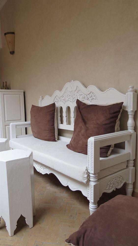 Riad Awinati Location Privatisee ,Piscine Chauffee , Beau Rooftop Марракеш Экстерьер фото