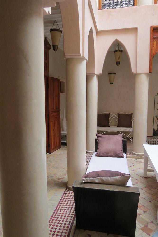 Riad Awinati Location Privatisee ,Piscine Chauffee , Beau Rooftop Марракеш Экстерьер фото